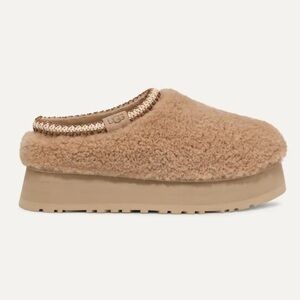 NWT UGG Tazz Platform Maxi Curly!